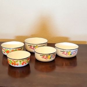 Vintage GMI Dishwasher safe steel coated bowls